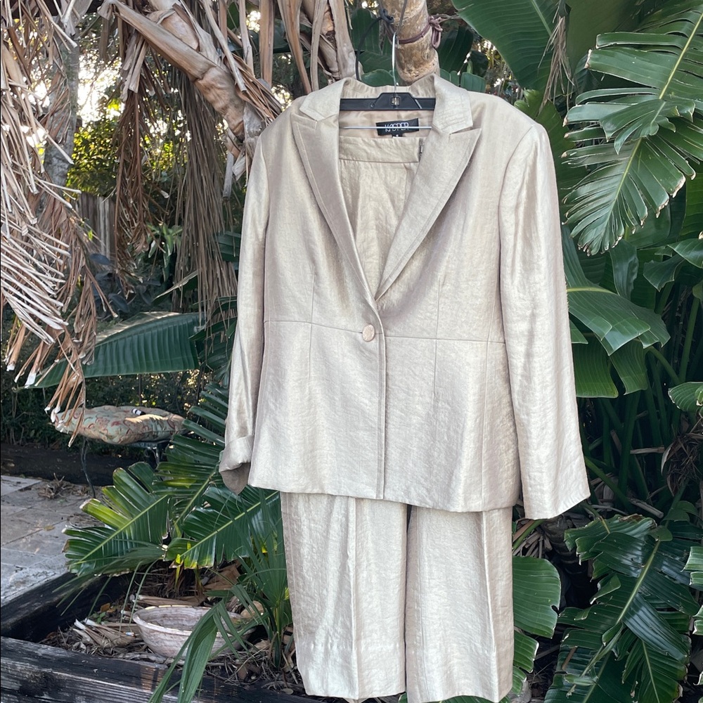 kasper two piece, champagne, gold suit